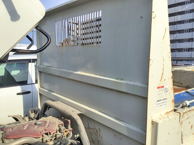 日野デュトロダンプ小型（2t・3t）[写真08]