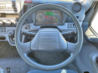 三菱ふそうキャンター平ボディ小型（2t・3t）[写真38]