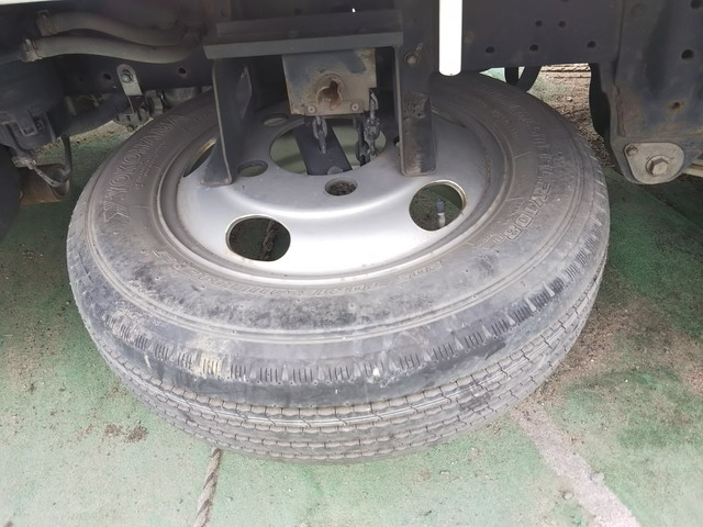 トヨタダイナ平ボディ小型（2t・3t）[写真13]