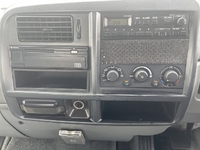 三菱ふそうファイターセルフクレーン4段増トン（6t・8t）[写真37]