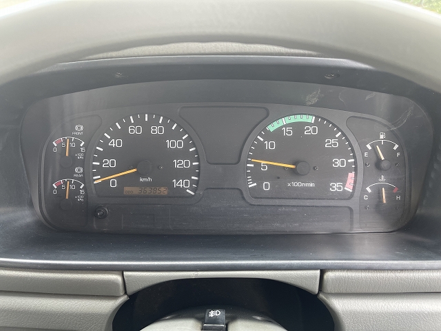 三菱ふそうファイターセルフクレーン4段増トン（6t・8t）[写真39]