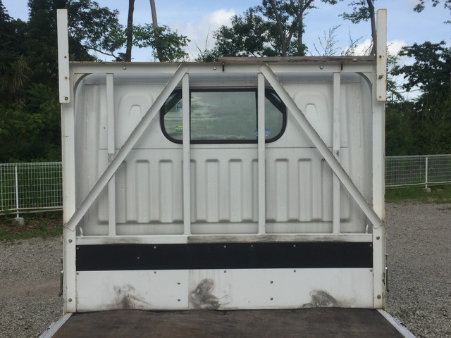 日産アトラス平ボディ小型（2t・3t）[写真13]