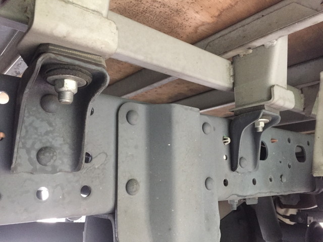 日産アトラス平ボディ小型（2t・3t）[写真17]