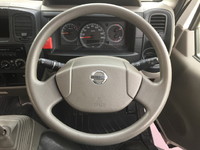 日産アトラス平ボディ小型（2t・3t）[写真28]