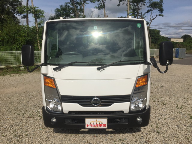 日産アトラス平ボディ小型（2t・3t）[写真09]