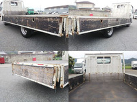 三菱ふそうキャンター平ボディ小型（2t・3t）[写真12]