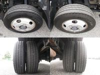 三菱ふそうキャンター平ボディ小型（2t・3t）[写真15]