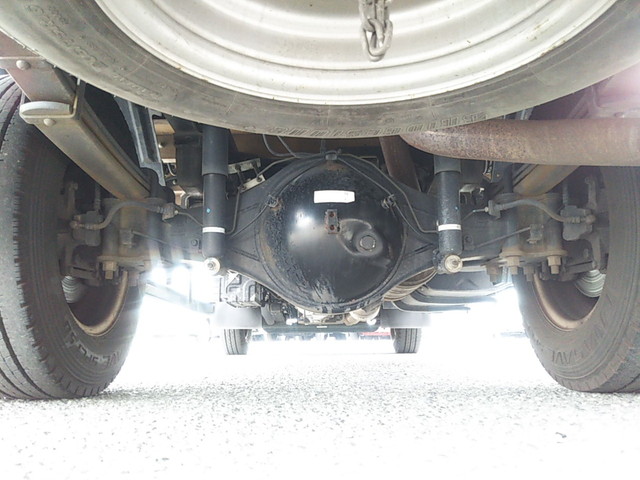 三菱ふそうキャンター平ボディ小型（2t・3t）[写真19]