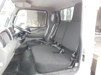 三菱ふそうキャンター平ボディ小型（2t・3t）[写真24]