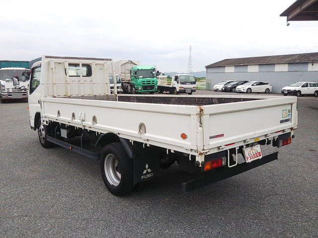 三菱ふそうキャンター平ボディ小型（2t・3t）[写真04]