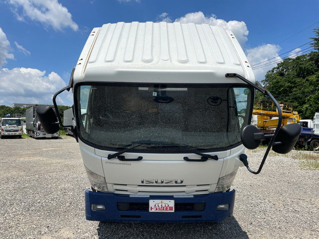 いすゞフォワードコンテナ専用車中型（4t）[写真10]