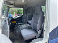 いすゞフォワードコンテナ専用車中型（4t）[写真25]