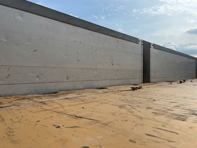 三菱ふそうキャンターアルミブロック小型（2t・3t）[写真16]