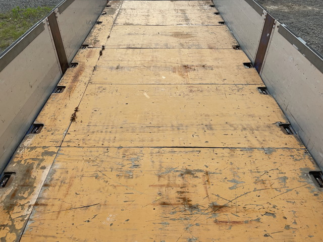 三菱ふそうキャンターアルミブロック小型（2t・3t）[写真17]