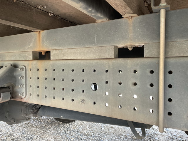 三菱ふそうキャンターアルミブロック小型（2t・3t）[写真23]