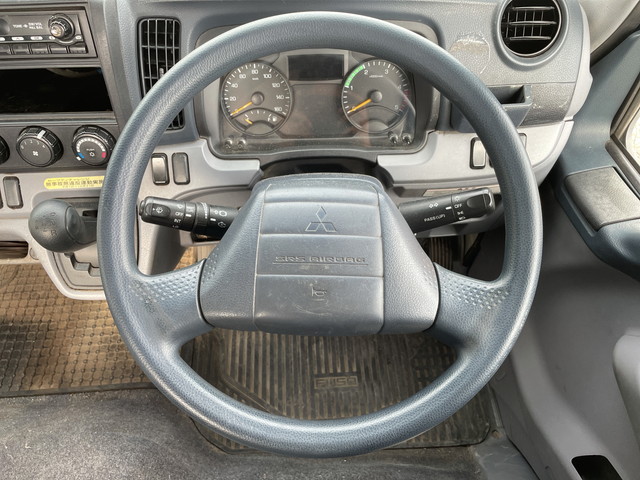 三菱ふそうキャンターアルミブロック小型（2t・3t）[写真34]