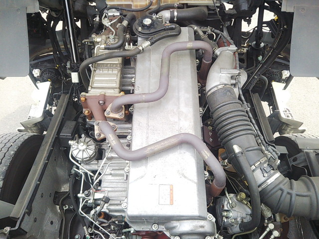 日野プロフィアトレーラーヘッド（トラクターヘッド）大型（10t）[写真19]