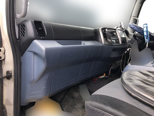 日野レンジャー冷凍車（冷蔵車）中型（4t）[写真25]