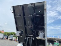 三菱ふそうキャンターダンプ小型（2t・3t）[写真11]