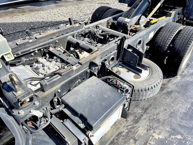 三菱ふそうキャンターダンプ小型（2t・3t）[写真15]