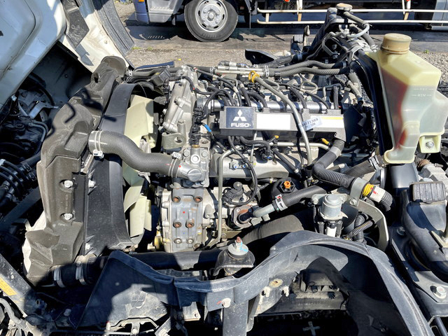 三菱ふそうキャンターダンプ小型（2t・3t）[写真21]