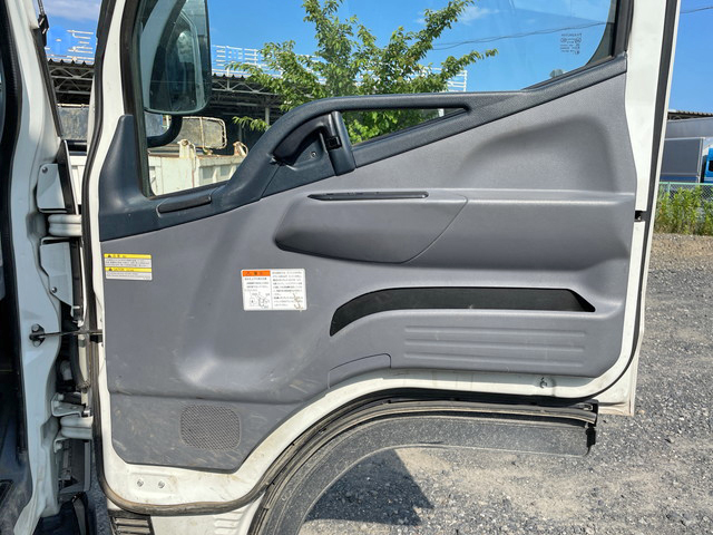 三菱ふそうキャンターダンプ小型（2t・3t）[写真26]