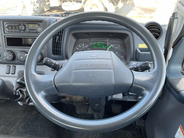 三菱ふそうキャンターダンプ小型（2t・3t）[写真32]