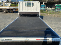 日野デュトロ平ボディ小型（2t・3t）[写真13]