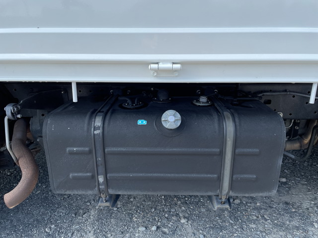 日野デュトロ平ボディ小型（2t・3t）[写真16]