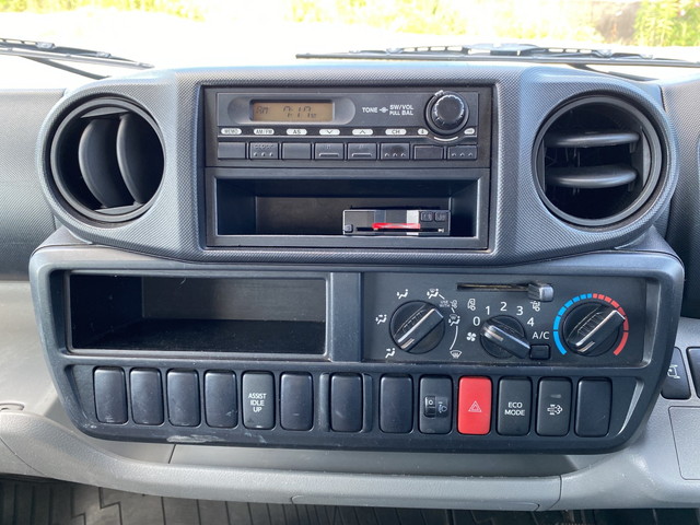 日野デュトロ平ボディ小型（2t・3t）[写真30]