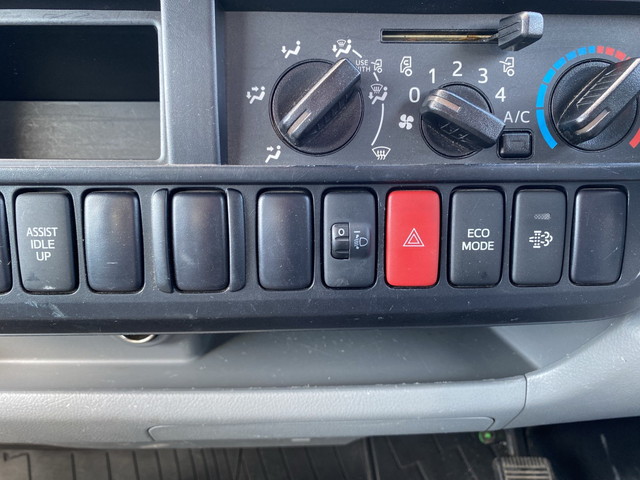 日野デュトロ平ボディ小型（2t・3t）[写真32]