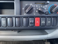 日野デュトロ平ボディ小型（2t・3t）[写真32]