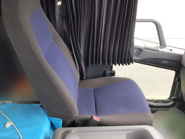 三菱ふそうファイターアームロール中型（4t）[写真20]