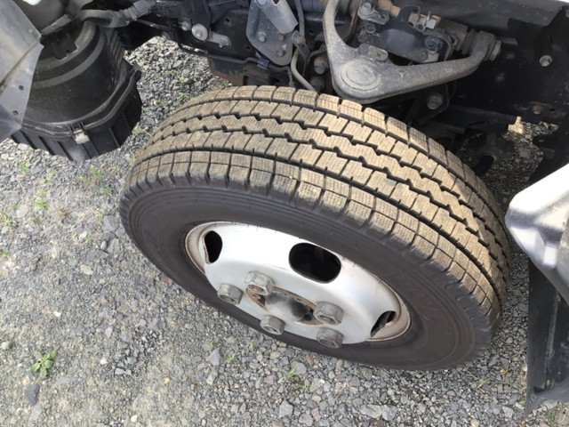 日野デュトロアルミバン小型（2t・3t）[写真11]