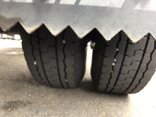 いすゞエルフアルミバン小型（2t・3t）[写真14]