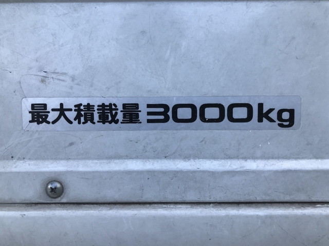 いすゞエルフ平ボディ小型（2t・3t）[写真12]