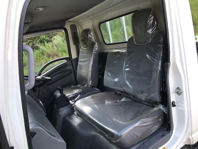 いすゞエルフ平ボディ小型（2t・3t）[写真22]