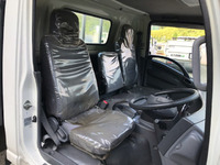 いすゞエルフ平ボディ小型（2t・3t）[写真23]