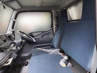 三菱ふそうキャンター平ボディ小型（2t・3t）[写真21]