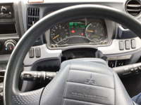 三菱ふそうキャンター平ボディ小型（2t・3t）[写真23]