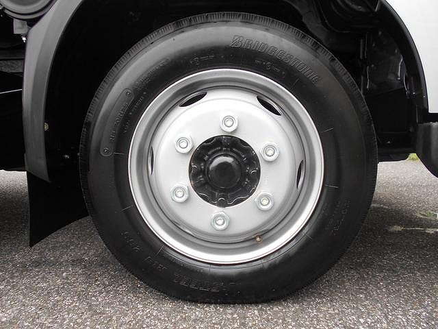 日野デュトロセーフティローダー小型（2t・3t）[写真19]