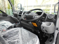 日野デュトロセーフティローダー小型（2t・3t）[写真20]