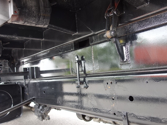 日野プロフィア深ダンプ（土砂禁ダンプ）大型（10t）[写真23]