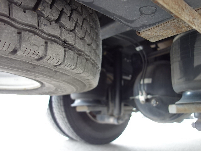 三菱ふそうファイターアルミブロック中型（4t）[写真15]