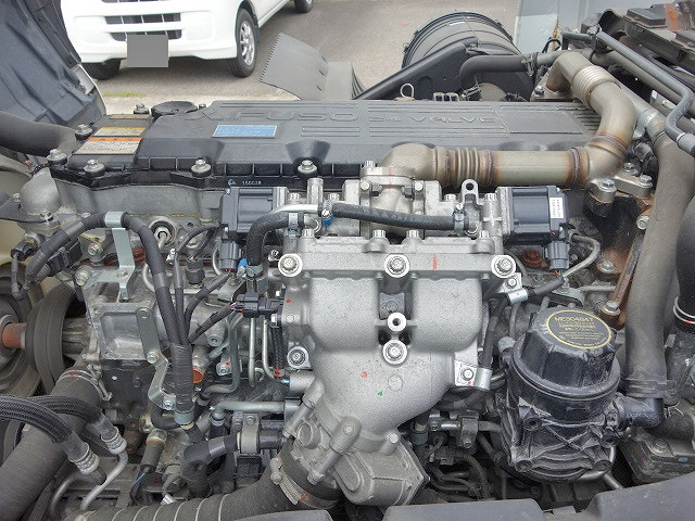 三菱ふそうファイターアルミブロック中型（4t）[写真17]