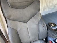 日野プロフィアトレーラーヘッド（トラクターヘッド）大型（10t）[写真16]