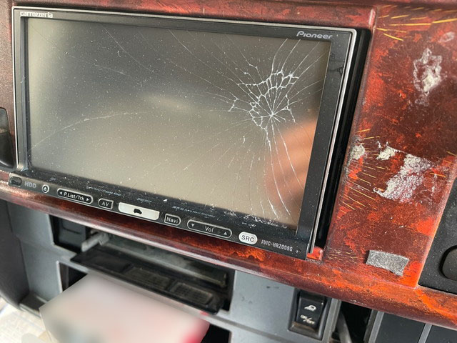 日野プロフィアトレーラーヘッド（トラクターヘッド）大型（10t）[写真21]