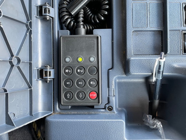 日野プロフィアトレーラーヘッド（トラクターヘッド）大型（10t）[写真26]