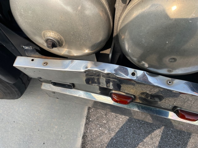 日野プロフィアトレーラーヘッド（トラクターヘッド）大型（10t）[写真09]