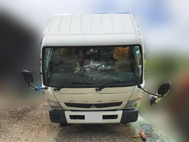 三菱ふそうキャンタークレーン4段小型（2t・3t）[写真05]